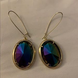 Kendra scott earrings!